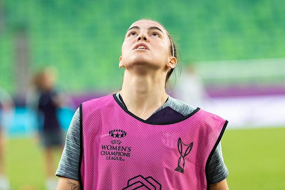 Patri Guijarro à l’entraînement  - Patricia Guijarro — Steffen Prößdorf / Wikimedia Commons, CC BY-SA 4.0